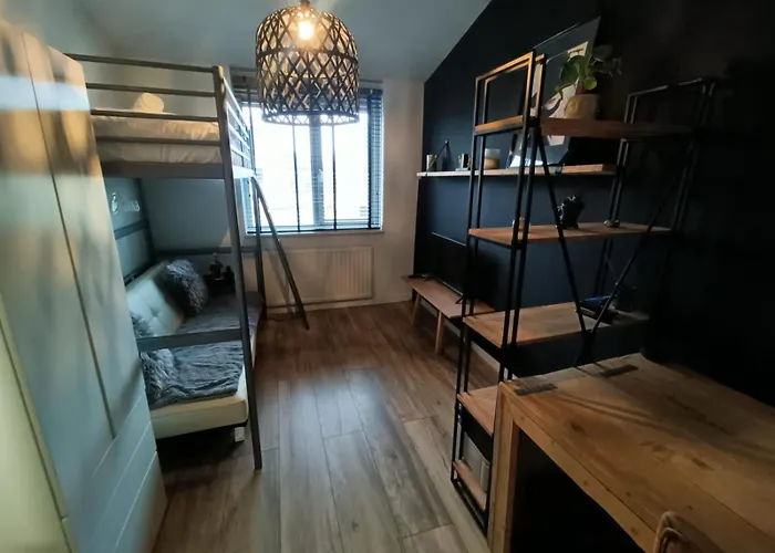 Vakantiehuis La Playa - Near The Beach With Jacuzzi Bergen op Zoom