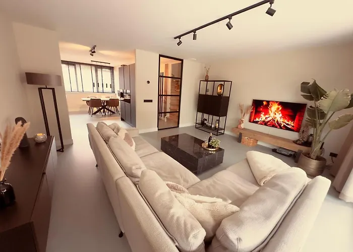 Vakantiehuis La Playa - Near The Beach With Jacuzzi Hébergement de vacances *